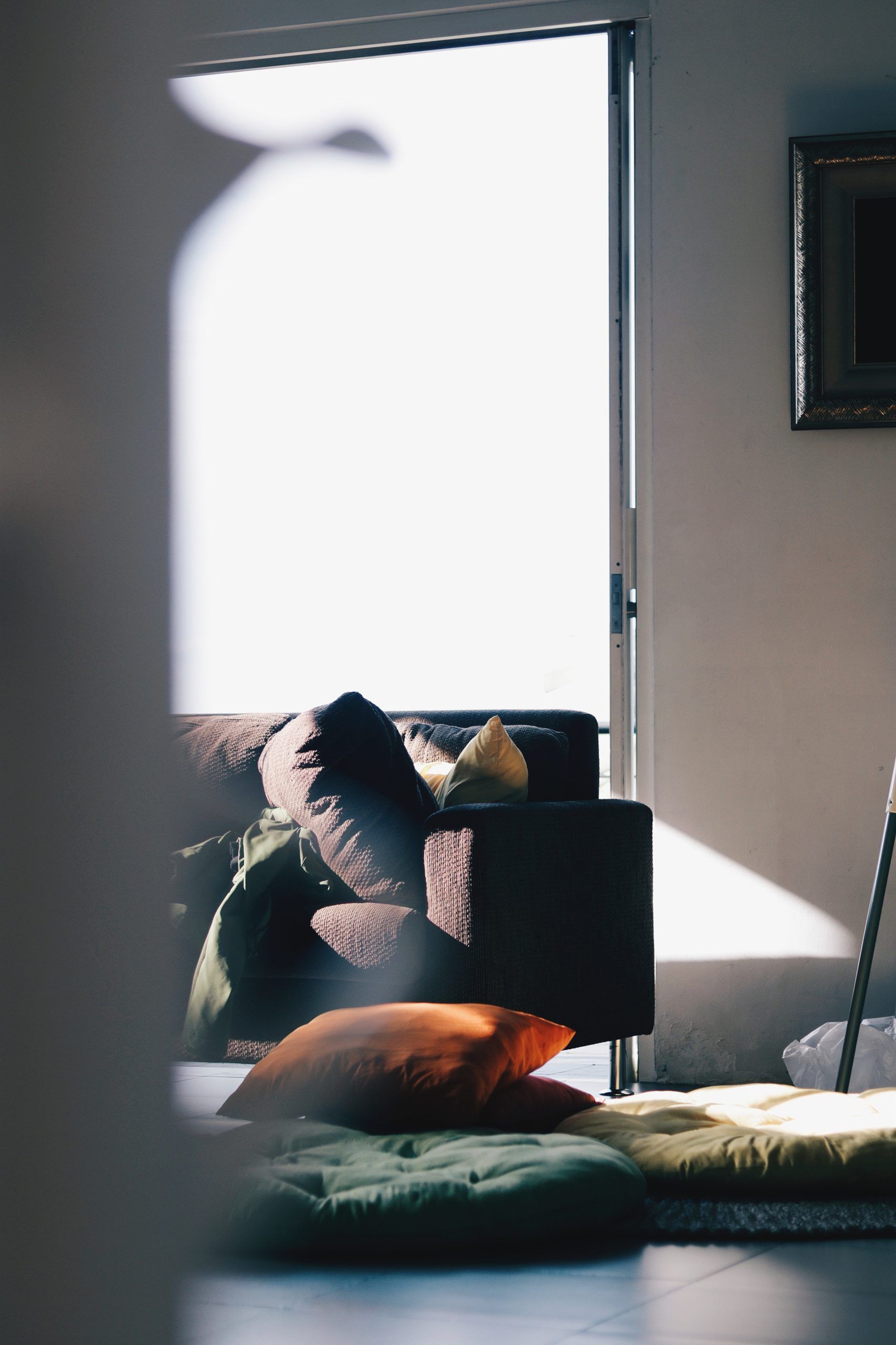 Uw meubelstukken opnieuw bekleden, unieke stukken op maat maken, ... wij verzorgen uw droominterieur